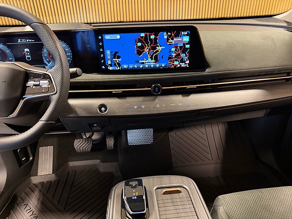 Nissan Ariya 16 of 25