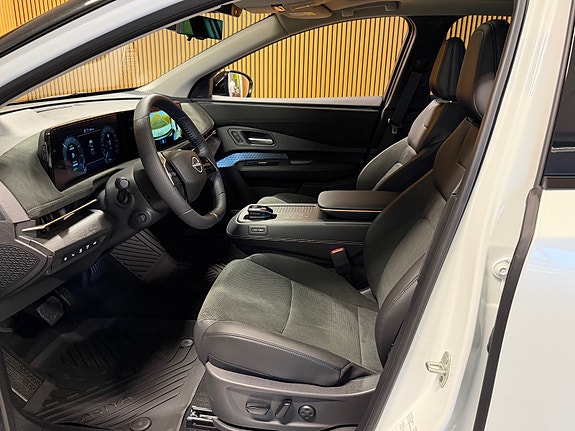 Nissan Ariya 13 of 25