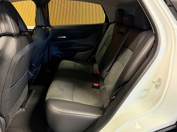 Nissan Ariya 21 of 25