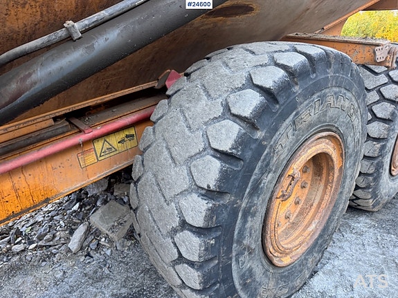 Moxy MT31 6x6 Dumper – 9070 Timer 10 of 14