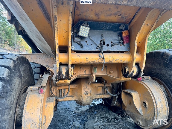 Moxy MT31 6x6 Dumper – 9070 Timer 12 of 14