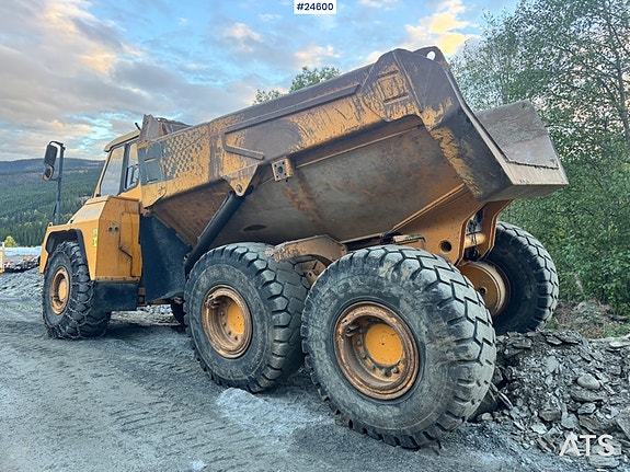 Moxy MT31 6x6 Dumper – 9070 Timer 3 of 14