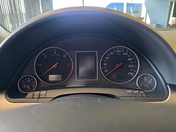 Audi A4 17 of 29