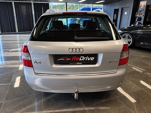 Audi A4 5 of 29