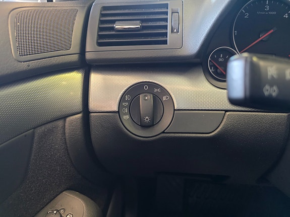 Audi A4 16 of 29