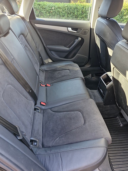 Audi A4 10 of 23