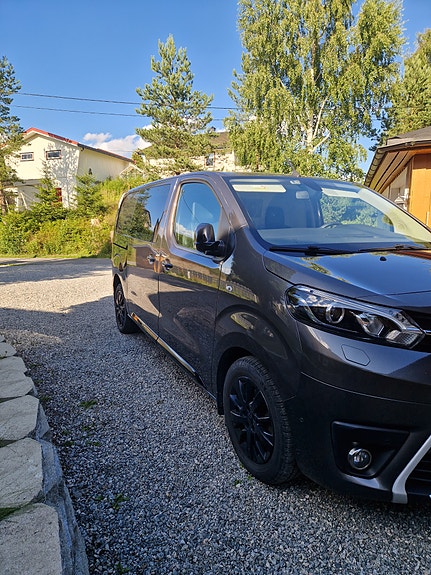 Toyota Proace 2 of 5