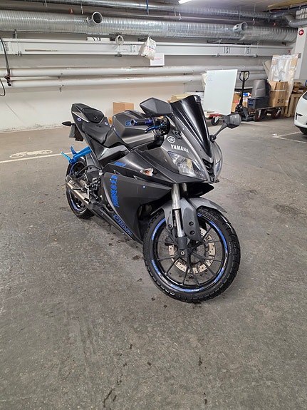 Yamaha YZF-R 125 5 of 15