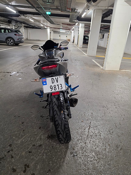 Yamaha YZF-R 125 7 of 15