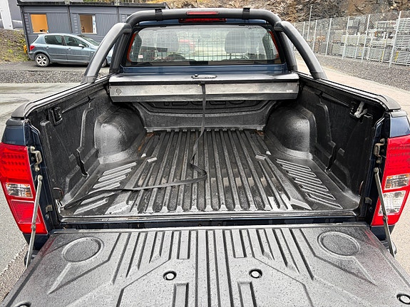 Isuzu D-max 10 of 22