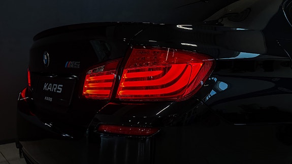 BMW M5 11 of 30