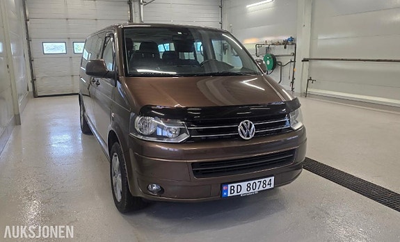 Volkswagen Caravelle 3 of 19