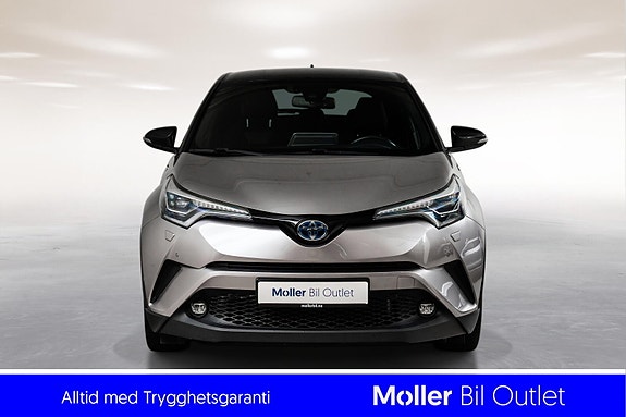 Toyota C-HR 3 of 18