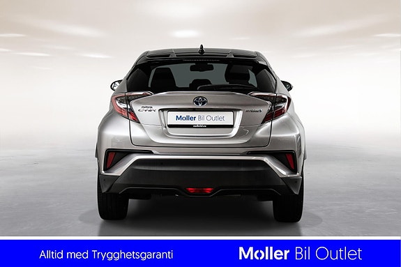 Toyota C-HR 6 of 18