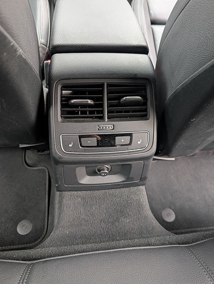 Audi A4 allroad 21 of 22
