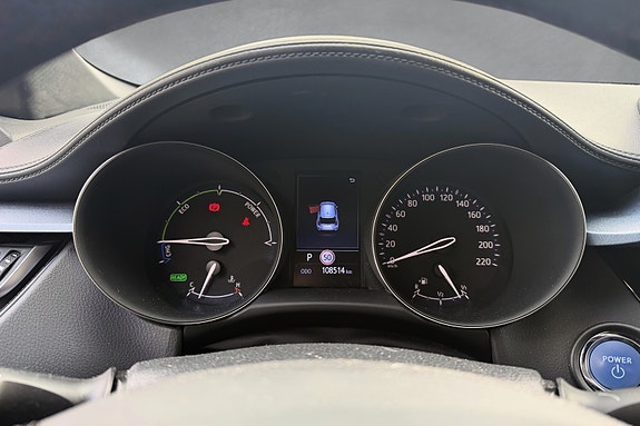 Toyota C-HR 12 of 23
