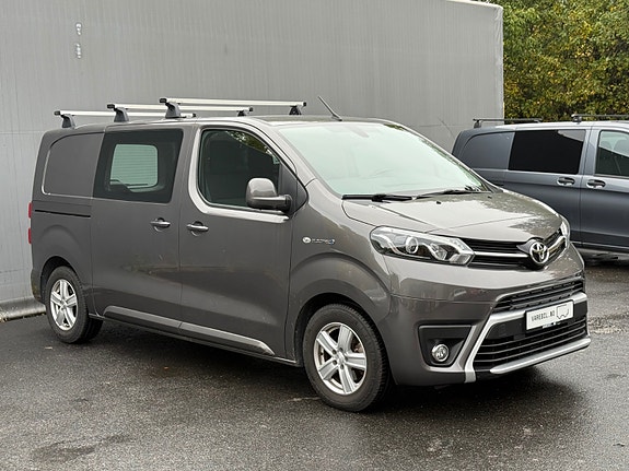 Toyota Proace 4 of 15