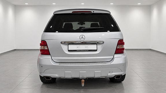 Mercedes-Benz ML280 6 of 30