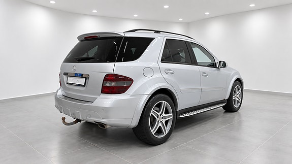 Mercedes-Benz ML280 3 of 30
