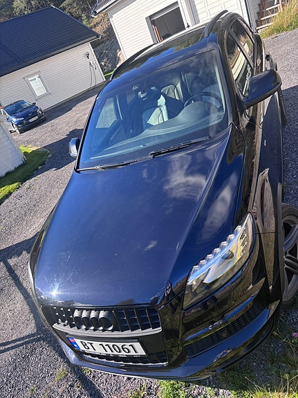Audi Q7 6 of 30