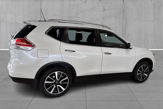 Nissan X-Trail 7 of 30