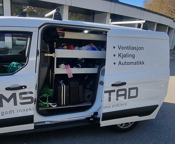Ford Transit Connect 5 of 13