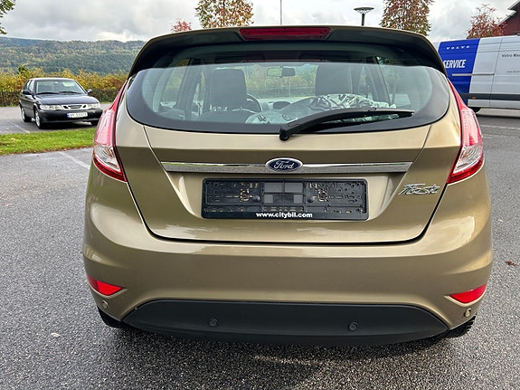 Ford Fiesta 6 of 21