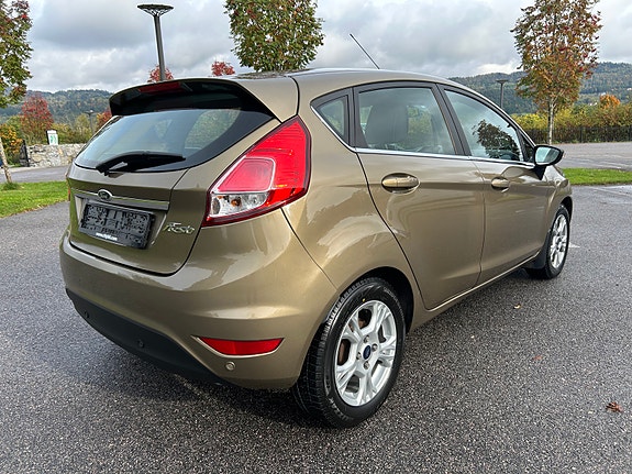 Ford Fiesta 7 of 21