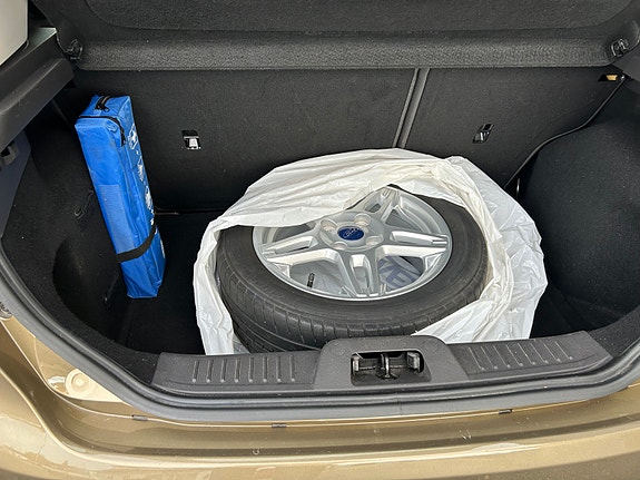 Ford Fiesta 9 of 21
