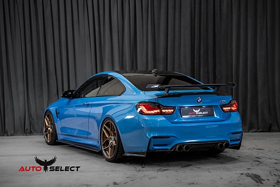 BMW M4 17 of 30