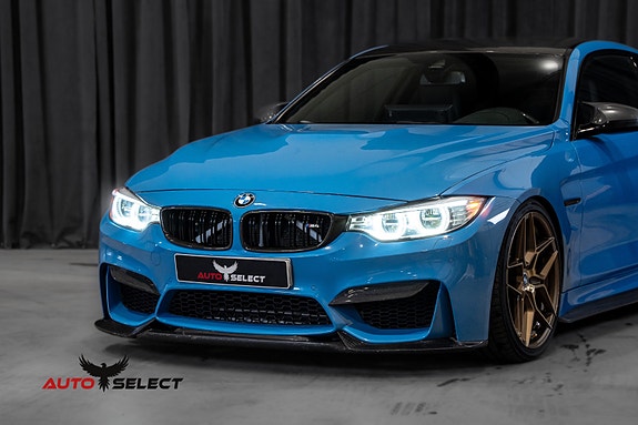 BMW M4 12 of 30