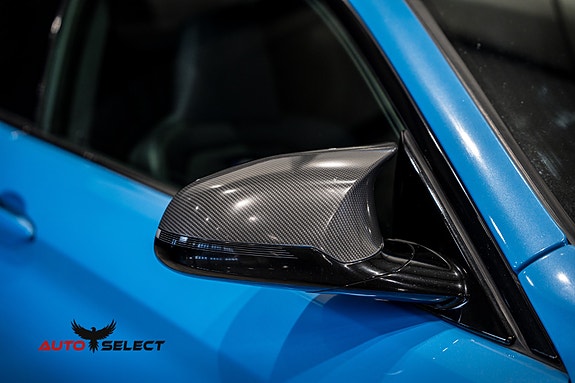 BMW M4 4 of 30