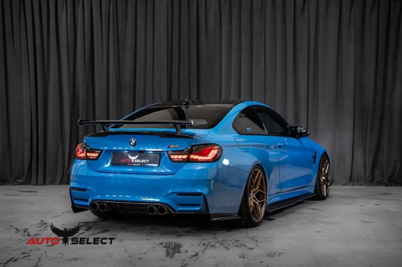BMW M4 24 of 30