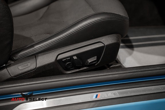 BMW M4 27 of 30
