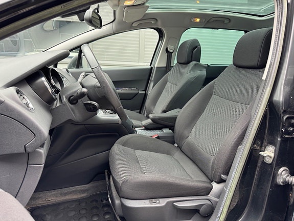 Peugeot 5008 15 of 27