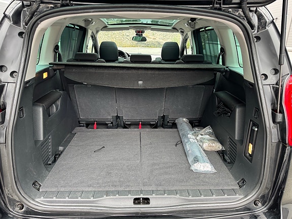 Peugeot 5008 22 of 27