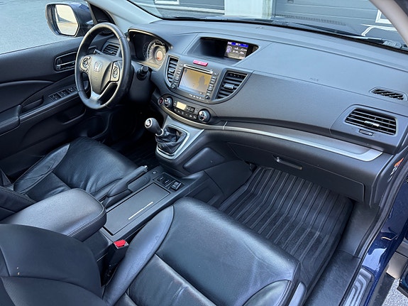 Honda CR-V 16 of 30