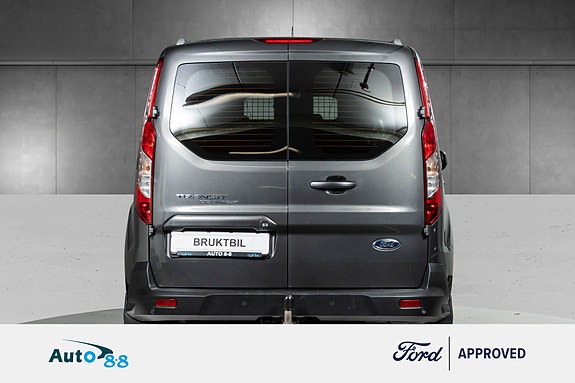 Ford Transit Connect 10 of 30