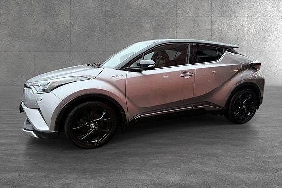 Toyota C-HR 6 of 24
