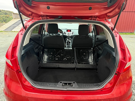Ford Fiesta 10 of 11