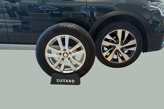 Suzuki SX4 S-Cross 23 of 25