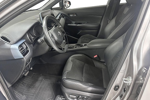 Toyota C-HR 10 of 22