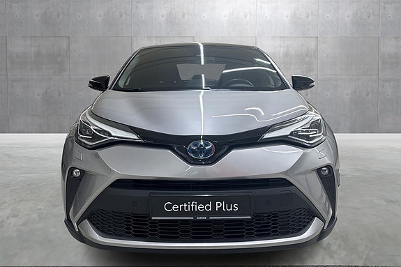 Toyota C-HR 8 of 22
