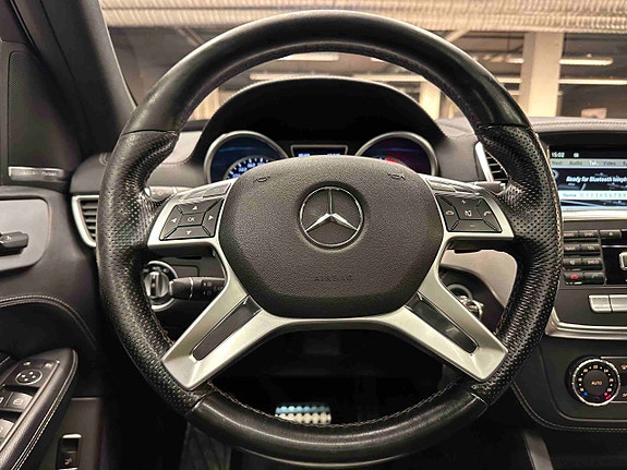 Mercedes-Benz ML250 13 of 30
