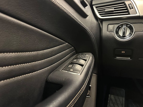 Mercedes-Benz ML250 18 of 30