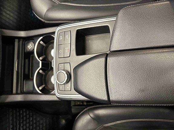 Mercedes-Benz ML250 26 of 30