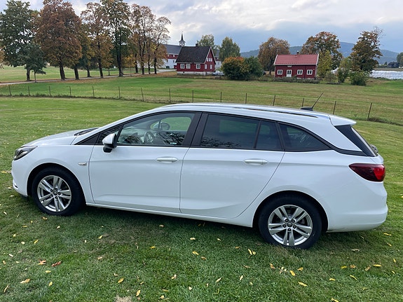 Opel Astra 6 of 21