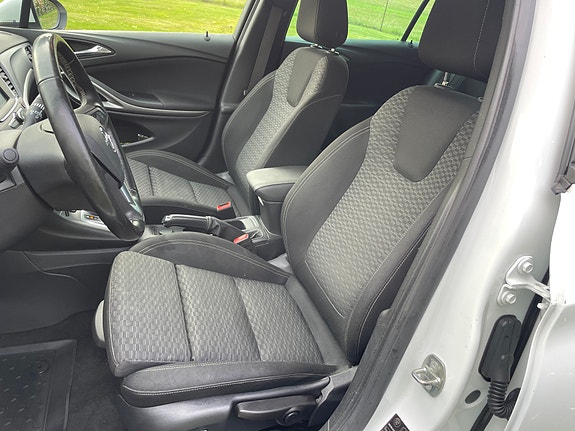 Opel Astra 12 of 21
