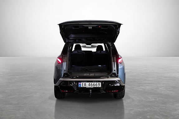 Peugeot 5008 8 of 24