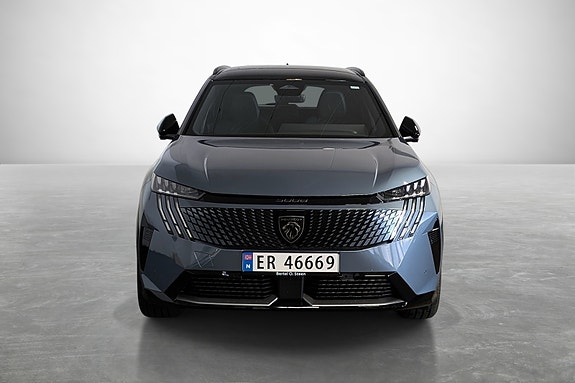 Peugeot 5008 3 of 24
